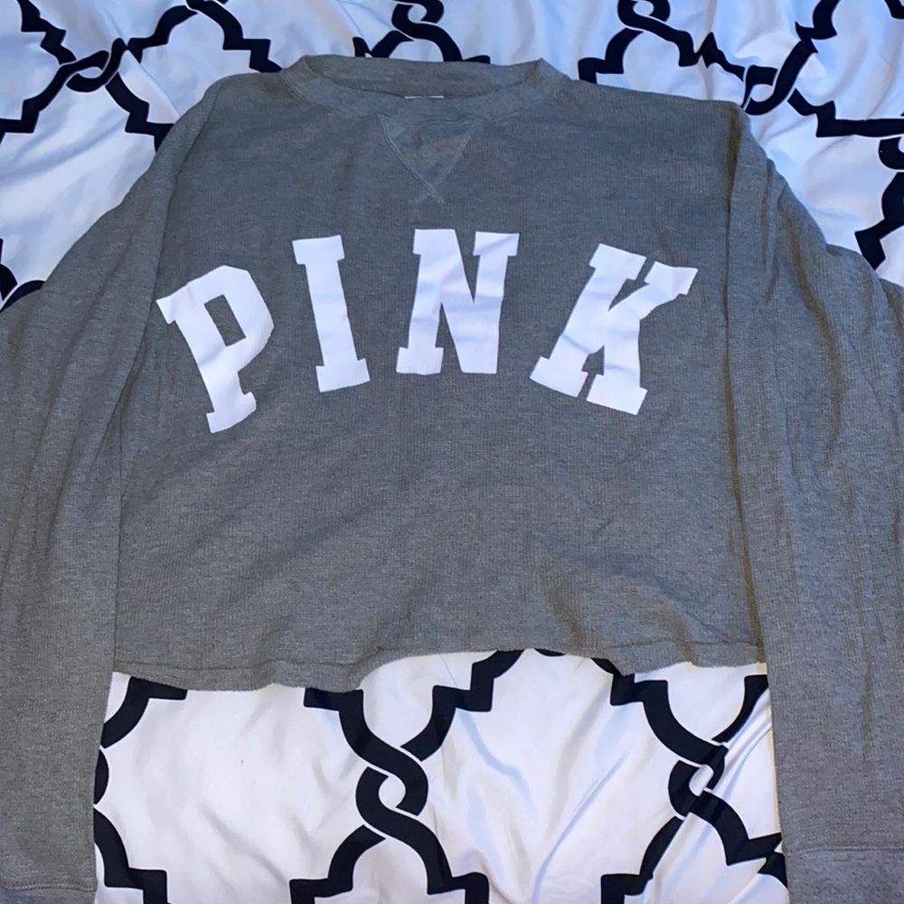 PINK Gray Long Sleeve Crop Top